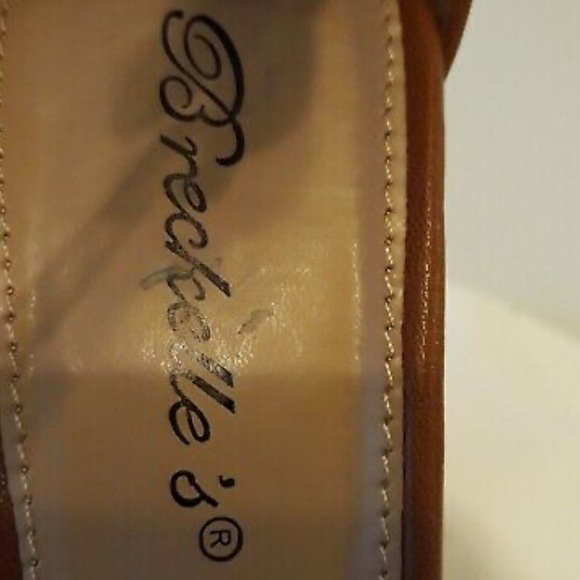 SOLD!! Breckelles Women Tan Leatherette Single Band Ankle Strap Platform Wedge - Picture 4 of 11